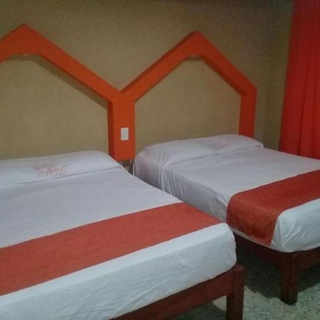 Hotel Lupita Акапулко Екстериор снимка